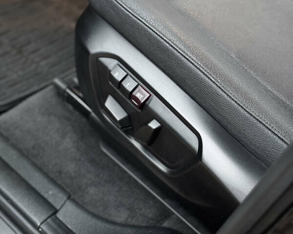 Черный БМВ Х3, объемом двигателя 2 л и пробегом 164 тыс. км за 15400 $, фото 26 на Automoto.ua