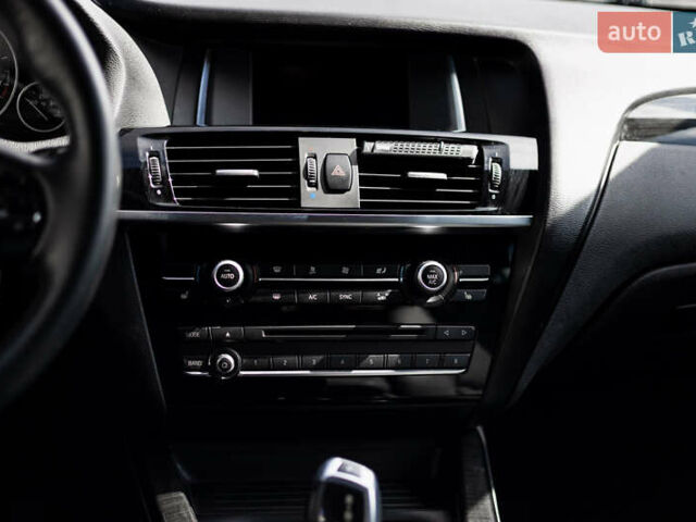 Чорний БМВ Х3, об'ємом двигуна 2 л та пробігом 152 тис. км за 18000 $, фото 8 на Automoto.ua