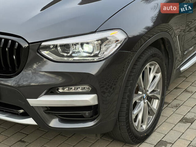 Черный БМВ Х3, объемом двигателя 2 л и пробегом 148 тыс. км за 23500 $, фото 12 на Automoto.ua