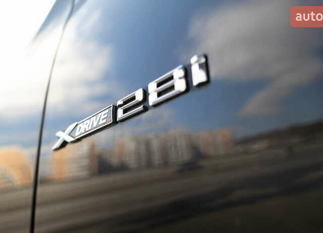 Чорний БМВ Х3, об'ємом двигуна 2 л та пробігом 152 тис. км за 18000 $, фото 14 на Automoto.ua