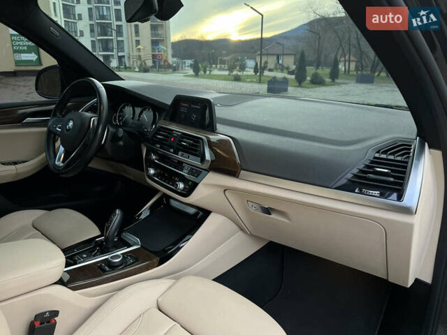 Черный БМВ Х3, объемом двигателя 2 л и пробегом 148 тыс. км за 23500 $, фото 49 на Automoto.ua