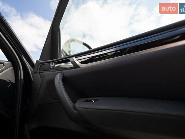 Чорний БМВ Х3, об'ємом двигуна 2 л та пробігом 152 тис. км за 18000 $, фото 23 на Automoto.ua