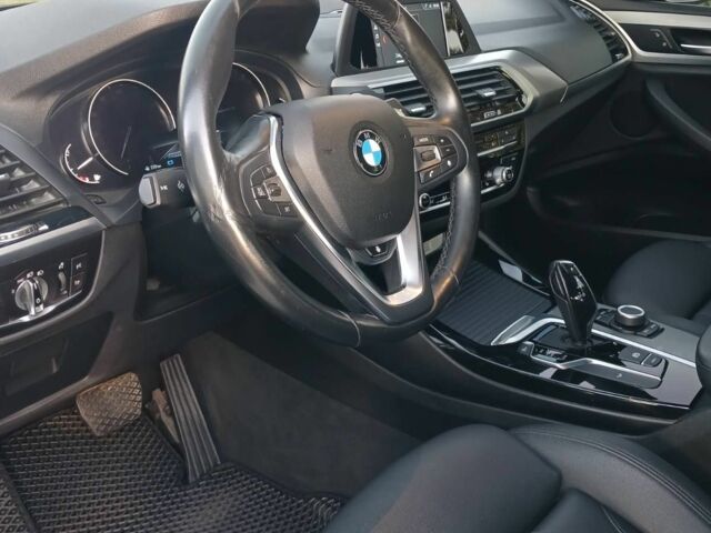 Черный БМВ Х3, объемом двигателя 2 л и пробегом 65 тыс. км за 30000 $, фото 2 на Automoto.ua