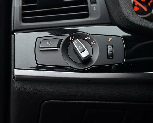 Черный БМВ Х3, объемом двигателя 2 л и пробегом 164 тыс. км за 15400 $, фото 28 на Automoto.ua