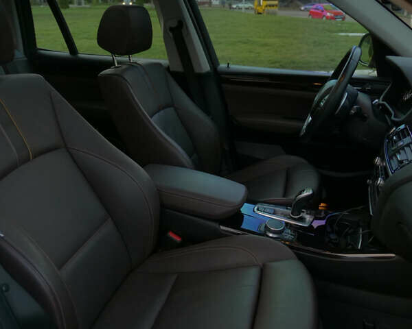 БМВ Х3 2017 в Ровно на Automoto.ua Черный БМВ Х3, объемом двигателя 2.99 л и пробегом 326 тыс. км за 26000 $, фото 45 на Automoto.ua