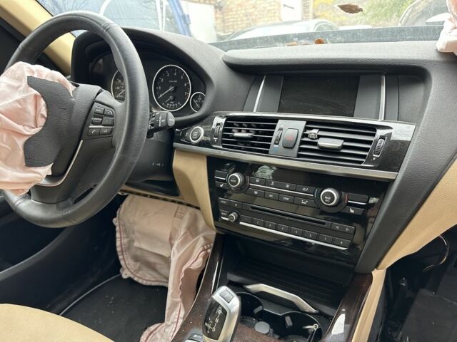 Чорний БМВ Х3, об'ємом двигуна 2 л та пробігом 76 тис. км за 9500 $, фото 9 на Automoto.ua