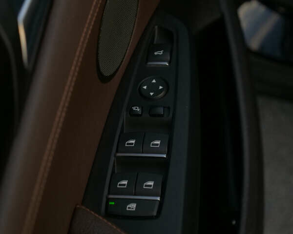 БМВ Х3 2017 в Ровно на Automoto.ua Черный БМВ Х3, объемом двигателя 2.99 л и пробегом 326 тыс. км за 26000 $, фото 39 на Automoto.ua