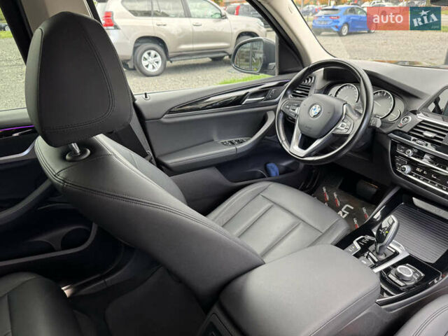 Чорний БМВ Х3, об'ємом двигуна 2 л та пробігом 117 тис. км за 26500 $, фото 41 на Automoto.ua