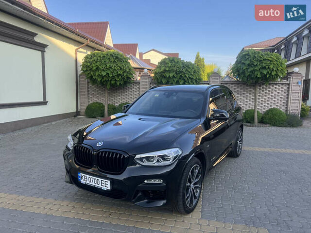 Чорний БМВ Х3, об'ємом двигуна 2 л та пробігом 213 тис. км за 33500 $, фото 1 на Automoto.ua