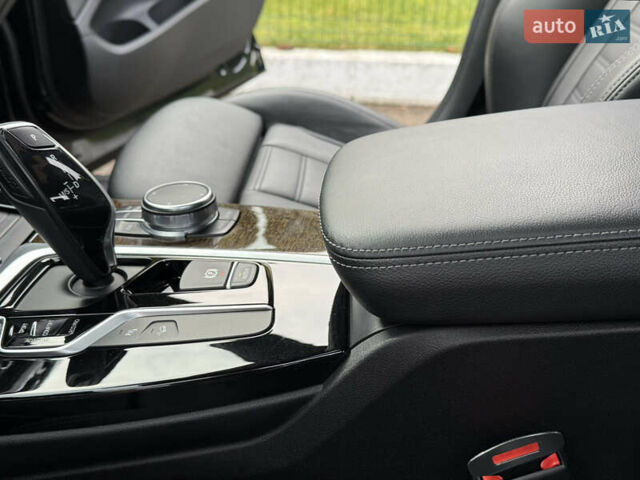 Черный БМВ Х3, объемом двигателя 3 л и пробегом 90 тыс. км за 37950 $, фото 41 на Automoto.ua