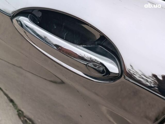 Чорний БМВ Х3, об'ємом двигуна 2 л та пробігом 160 тис. км за 26490 $, фото 17 на Automoto.ua