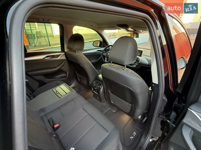 Черный БМВ Х3, объемом двигателя 2 л и пробегом 186 тыс. км за 32999 $, фото 71 на Automoto.ua