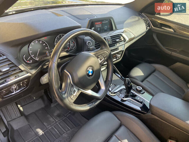 Черный БМВ Х3, объемом двигателя 2 л и пробегом 87 тыс. км за 26800 $, фото 2 на Automoto.ua