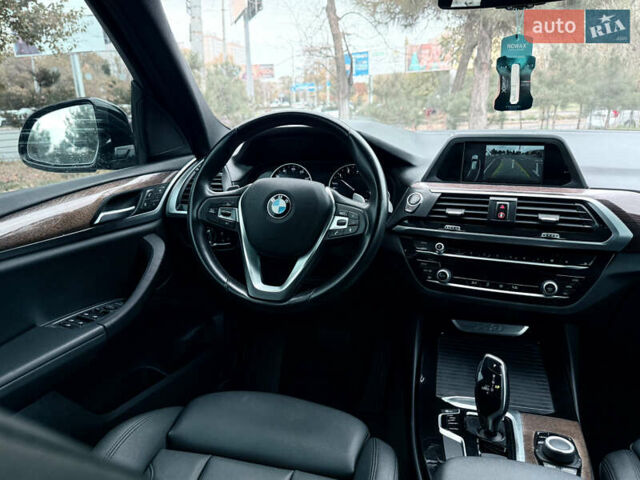 Черный БМВ Х3, объемом двигателя 2 л и пробегом 73 тыс. км за 25500 $, фото 32 на Automoto.ua