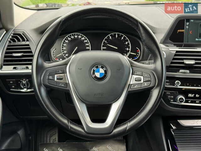 Чорний БМВ Х3, об'ємом двигуна 2 л та пробігом 117 тис. км за 26500 $, фото 36 на Automoto.ua