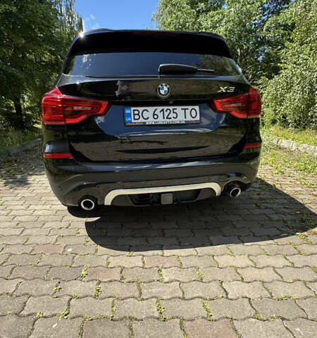 Черный БМВ Х3, объемом двигателя 2 л и пробегом 75 тыс. км за 32000 $, фото 4 на Automoto.ua