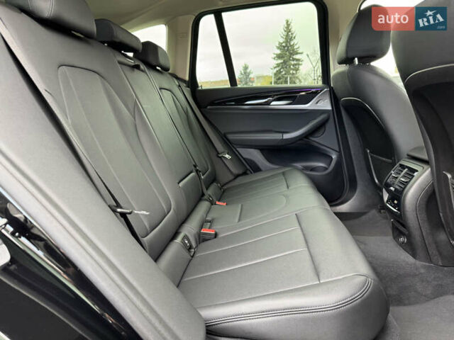 Чорний БМВ Х3, об'ємом двигуна 2 л та пробігом 117 тис. км за 26500 $, фото 40 на Automoto.ua