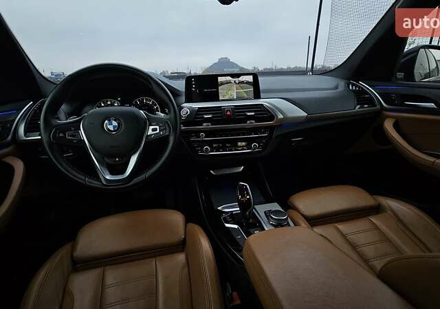 Черный БМВ Х3, объемом двигателя 2 л и пробегом 220 тыс. км за 23499 $, фото 53 на Automoto.ua