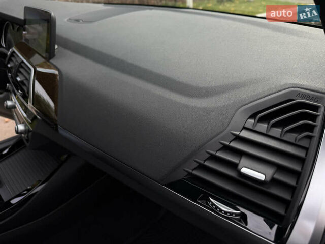 Черный БМВ Х3, объемом двигателя 3 л и пробегом 90 тыс. км за 37950 $, фото 58 на Automoto.ua
