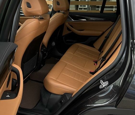 Черный БМВ Х3, объемом двигателя 2 л и пробегом 60 тыс. км за 32000 $, фото 4 на Automoto.ua