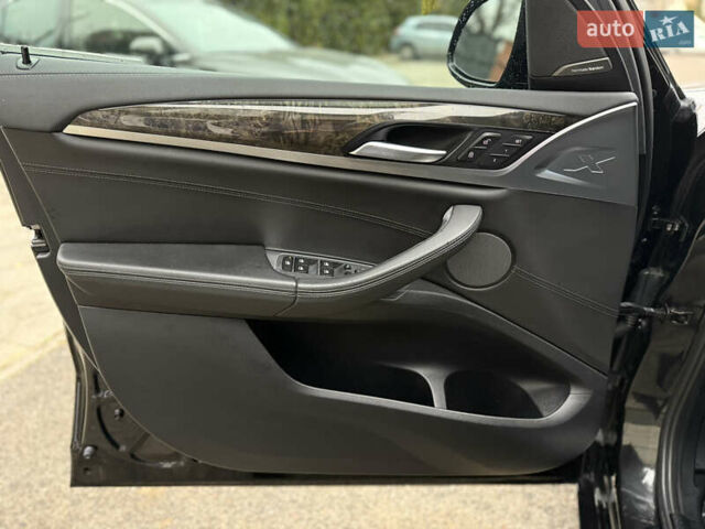 Черный БМВ Х3, объемом двигателя 3 л и пробегом 90 тыс. км за 34900 $, фото 28 на Automoto.ua