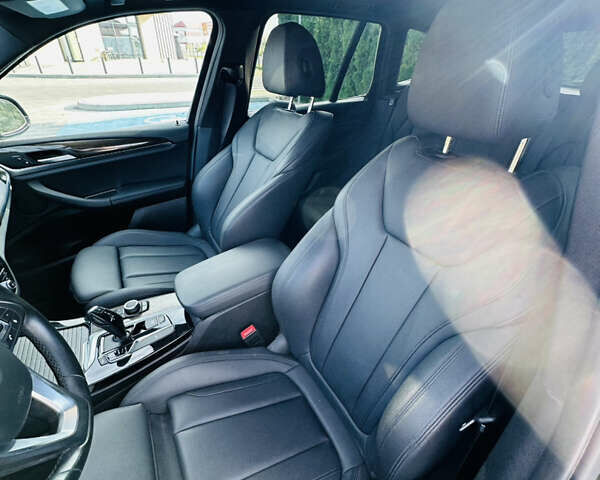 Чорний БМВ Х3, об'ємом двигуна 2 л та пробігом 182 тис. км за 23500 $, фото 13 на Automoto.ua