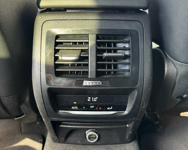 Чорний БМВ Х3, об'ємом двигуна 2 л та пробігом 190 тис. км за 26300 $, фото 21 на Automoto.ua