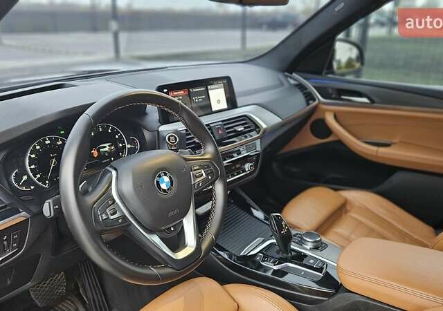 Черный БМВ Х3, объемом двигателя 2 л и пробегом 220 тыс. км за 23499 $, фото 61 на Automoto.ua