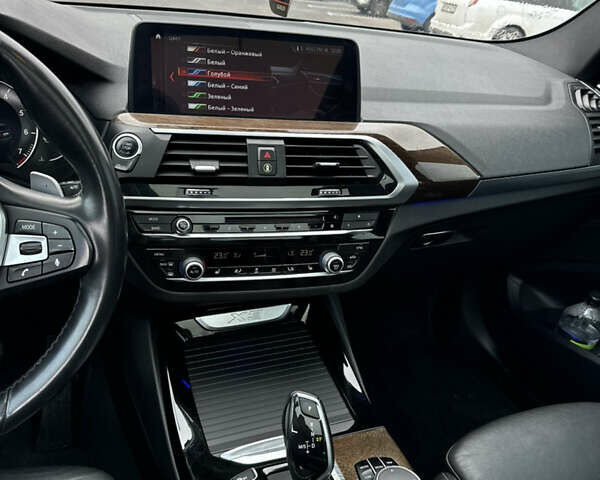 Чорний БМВ Х3, об'ємом двигуна 2 л та пробігом 129 тис. км за 22500 $, фото 16 на Automoto.ua