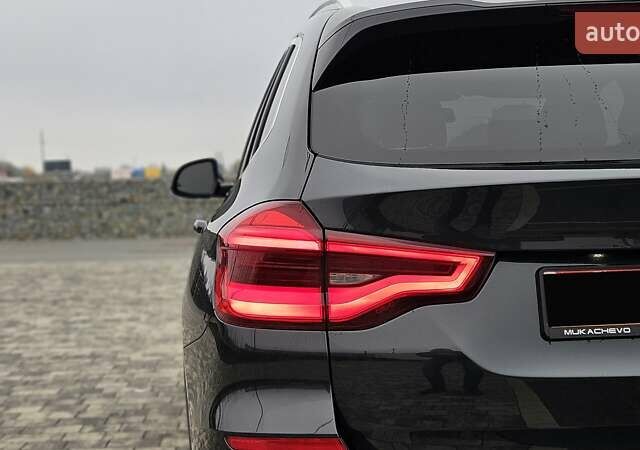 Черный БМВ Х3, объемом двигателя 2 л и пробегом 220 тыс. км за 23499 $, фото 21 на Automoto.ua