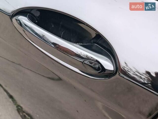 Черный БМВ Х3, объемом двигателя 2 л и пробегом 160 тыс. км за 26490 $, фото 17 на Automoto.ua