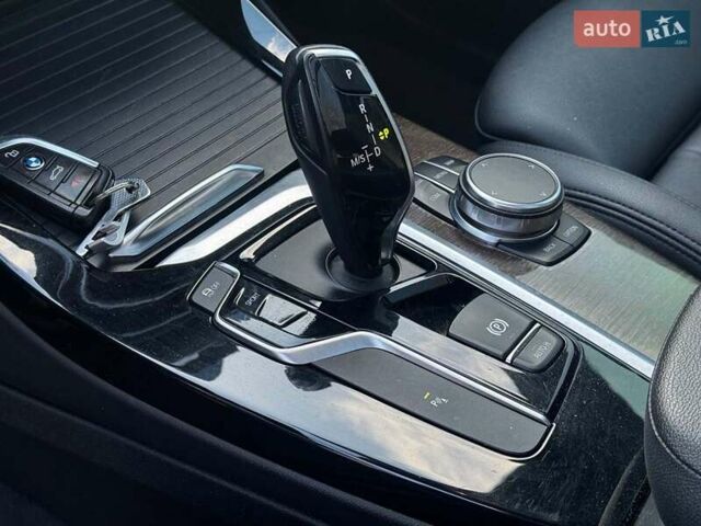 Чорний БМВ Х3, об'ємом двигуна 2 л та пробігом 160 тис. км за 27990 $, фото 15 на Automoto.ua