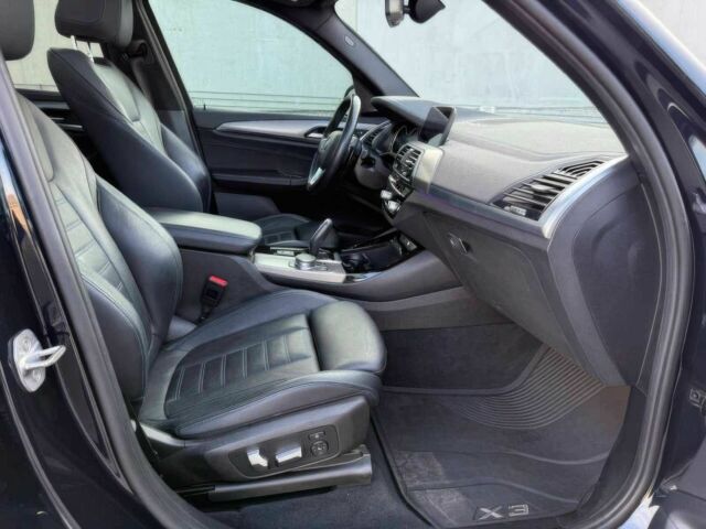 Черный БМВ Х3, объемом двигателя 3 л и пробегом 41 тыс. км за 12500 $, фото 8 на Automoto.ua