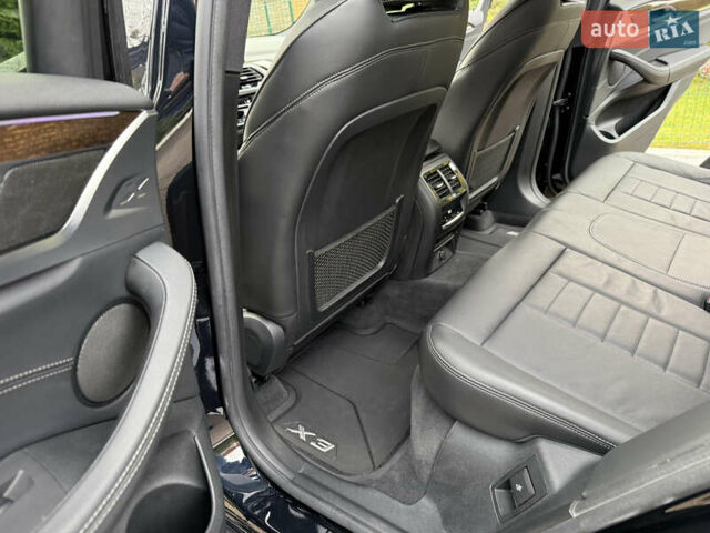 Черный БМВ Х3, объемом двигателя 3 л и пробегом 90 тыс. км за 37950 $, фото 70 на Automoto.ua