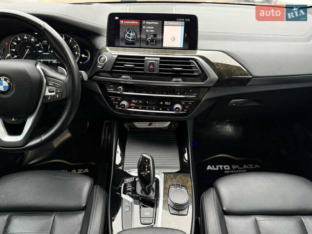 Черный БМВ Х3, объемом двигателя 3 л и пробегом 90 тыс. км за 34900 $, фото 51 на Automoto.ua