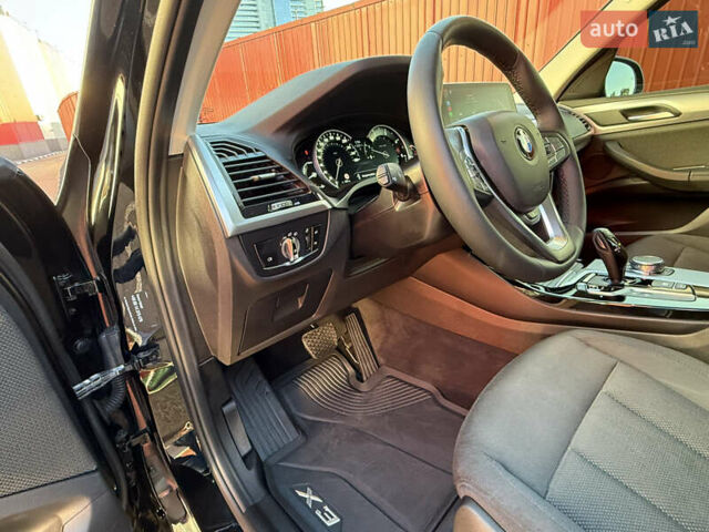 Черный БМВ Х3, объемом двигателя 2 л и пробегом 186 тыс. км за 32999 $, фото 48 на Automoto.ua