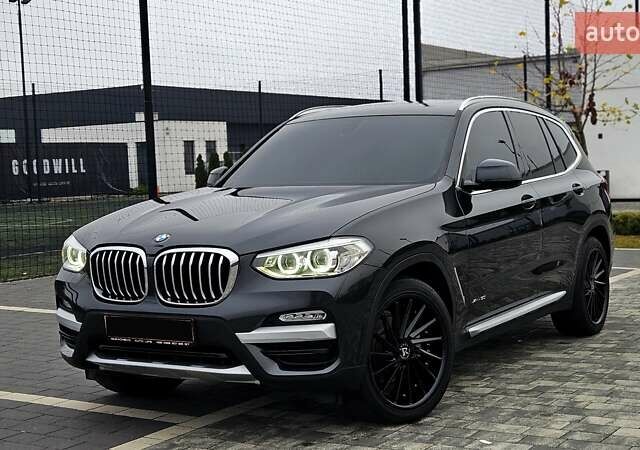 Черный БМВ Х3, объемом двигателя 2 л и пробегом 220 тыс. км за 23499 $, фото 1 на Automoto.ua