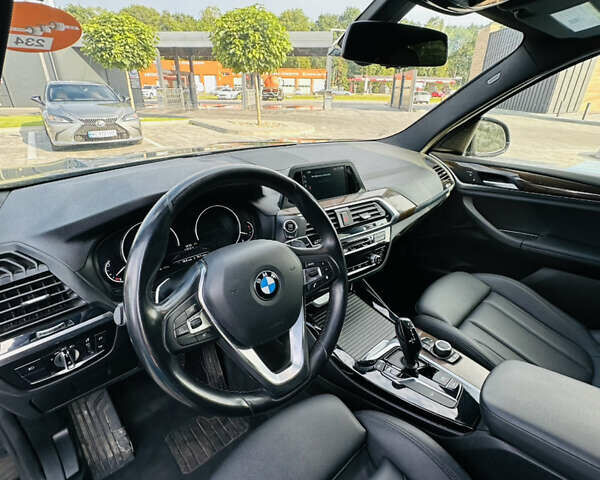 Чорний БМВ Х3, об'ємом двигуна 2 л та пробігом 182 тис. км за 23500 $, фото 15 на Automoto.ua