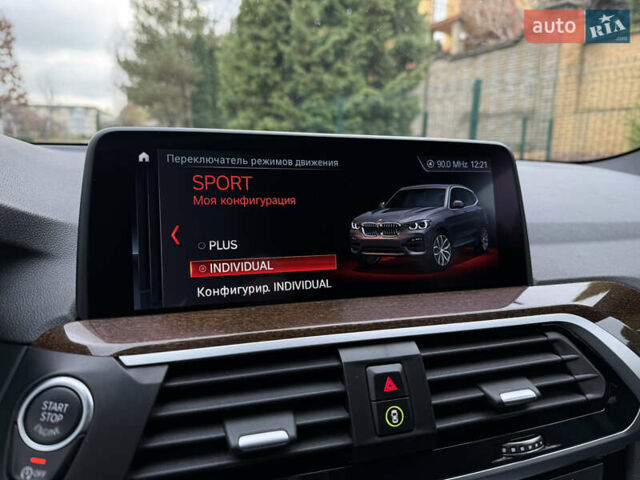 Черный БМВ Х3, объемом двигателя 3 л и пробегом 90 тыс. км за 37950 $, фото 47 на Automoto.ua