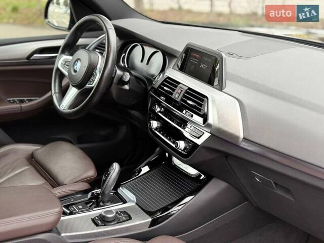 Чорний БМВ Х3, об'ємом двигуна 1.6 л та пробігом 39 тис. км за 30000 $, фото 21 на Automoto.ua
