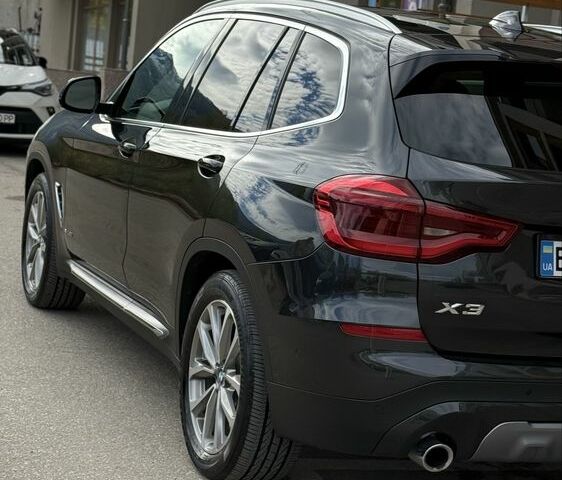 Черный БМВ Х3, объемом двигателя 2 л и пробегом 60 тыс. км за 32000 $, фото 1 на Automoto.ua