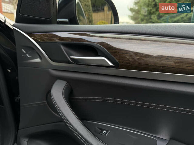 Черный БМВ Х3, объемом двигателя 3 л и пробегом 90 тыс. км за 37950 $, фото 56 на Automoto.ua