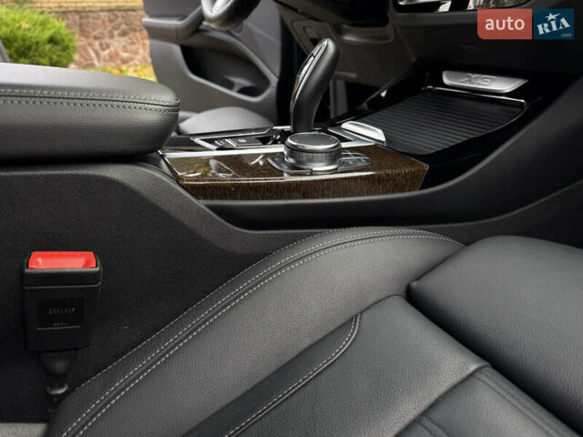 Черный БМВ Х3, объемом двигателя 3 л и пробегом 90 тыс. км за 37950 $, фото 62 на Automoto.ua