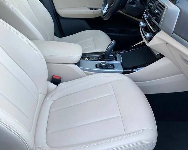 Черный БМВ Х3, объемом двигателя 1.6 л и пробегом 89 тыс. км за 27100 $, фото 18 на Automoto.ua