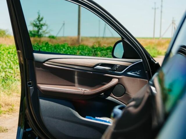 Черный БМВ Х3, объемом двигателя 2 л и пробегом 223 тыс. км за 686 $, фото 4 на Automoto.ua