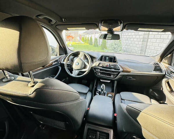 Чорний БМВ Х3, об'ємом двигуна 2 л та пробігом 182 тис. км за 23500 $, фото 22 на Automoto.ua