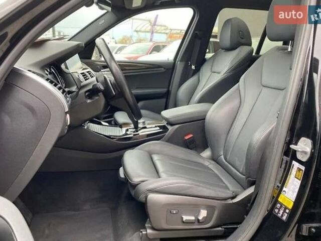 Чорний БМВ Х3, об'ємом двигуна 2 л та пробігом 157 тис. км за 26499 $, фото 27 на Automoto.ua
