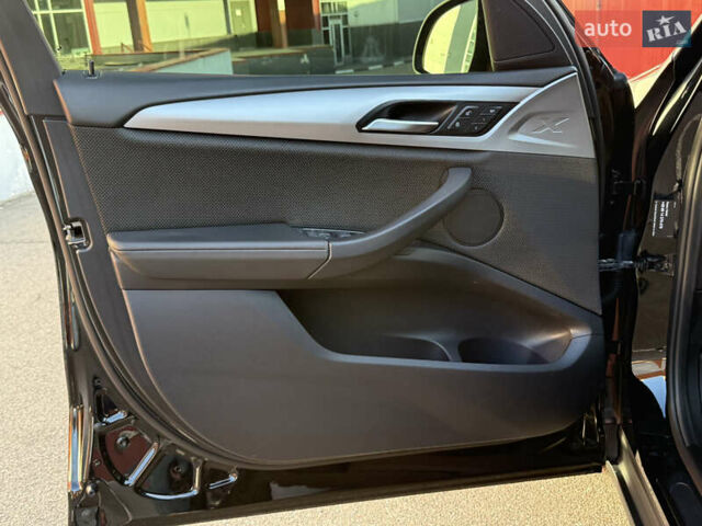 Черный БМВ Х3, объемом двигателя 2 л и пробегом 186 тыс. км за 32999 $, фото 45 на Automoto.ua