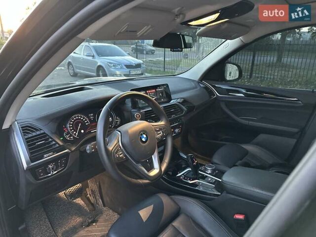 Черный БМВ Х3, объемом двигателя 2 л и пробегом 65 тыс. км за 35500 $, фото 3 на Automoto.ua