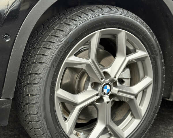 Черный БМВ Х3, объемом двигателя 2 л и пробегом 147 тыс. км за 27399 $, фото 36 на Automoto.ua